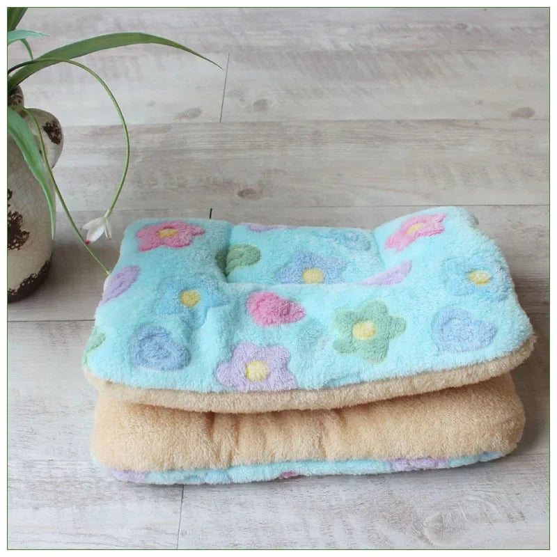 Flannel Pet Mat Dog Bed Cat Bed Thicken Sleeping Mat Dog Blanket Mat For Puppy Kitten Pet Dog Bed for Small Large Dogs Pet Mats
