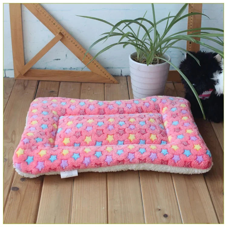 Flannel Pet Mat Dog Bed Cat Bed Thicken Sleeping Mat Dog Blanket Mat For Puppy Kitten Pet Dog Bed for Small Large Dogs Pet Mats