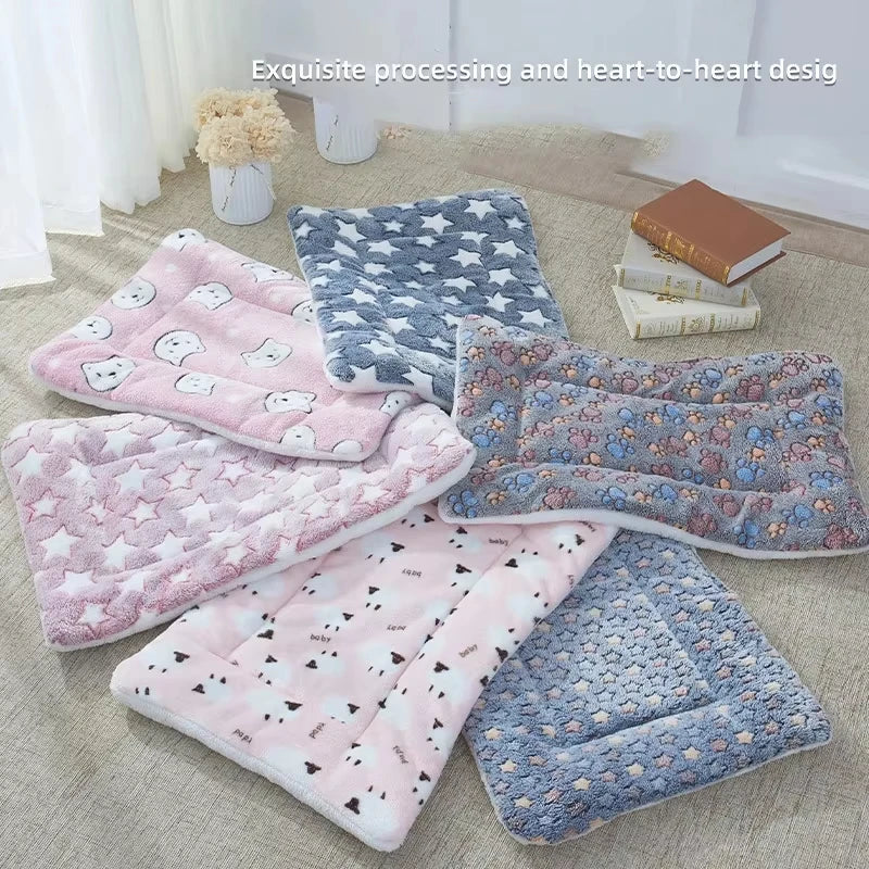 Flannel Pet Sleeping Mat Dog Bed Cat Litter Puppy Bed Dog Sofa Lovely Mattress