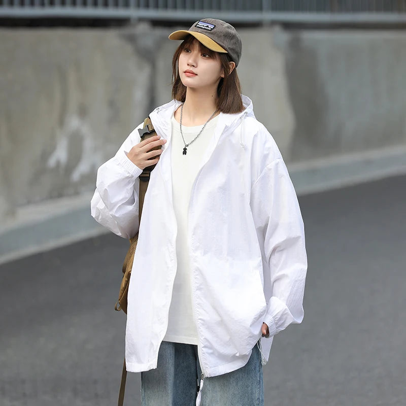 Outdoor Hiking Suncreen Coats Women New Loose Large Size Breathable Sun-Protective Clothing Jacket Thin Skin Windbreaker Female