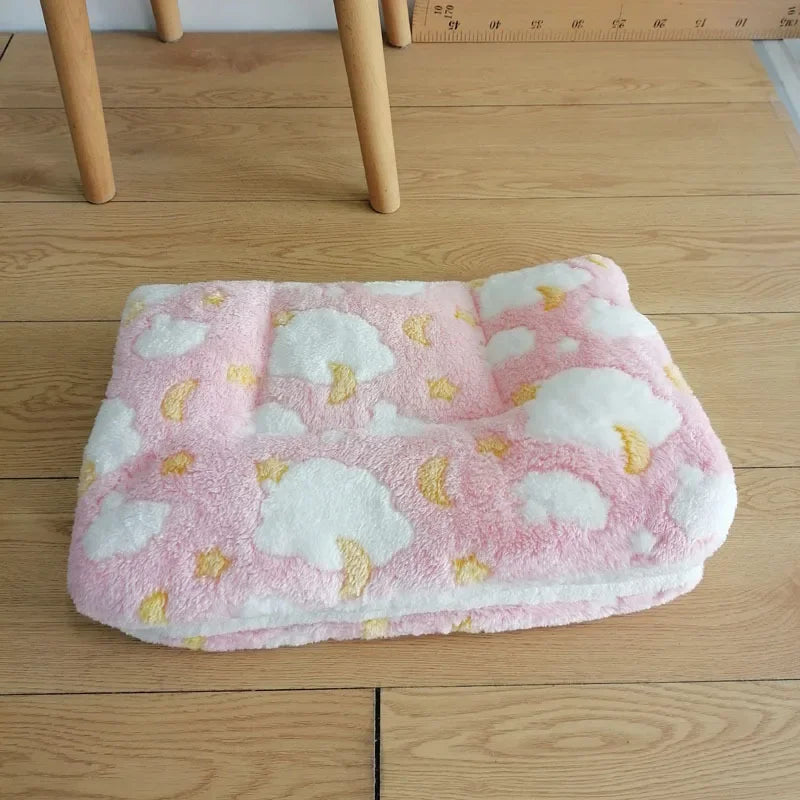 Flannel Pet Mat Dog Bed Cat Bed Thicken Sleeping Mat Dog Blanket Mat For Puppy Kitten Pet Dog Bed for Small Large Dogs Pet Mats