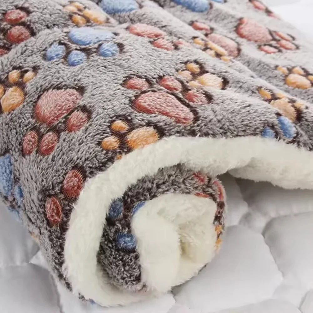 Flannel Pet Sleeping Mat Dog Bed Cat Litter Puppy Bed Dog Sofa Lovely Mattress
