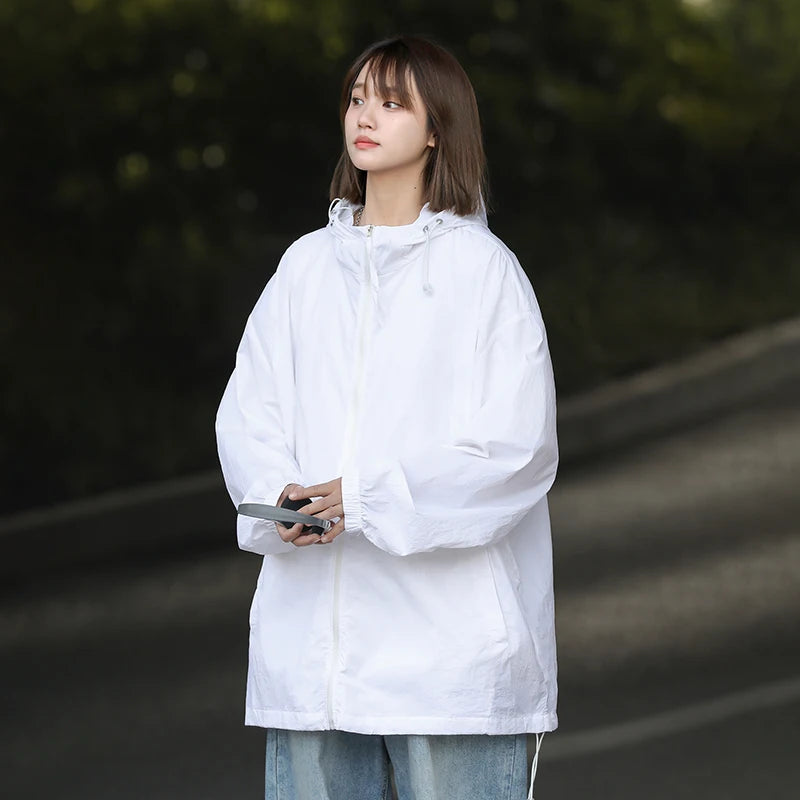 Outdoor Hiking Suncreen Coats Women New Loose Large Size Breathable Sun-Protective Clothing Jacket Thin Skin Windbreaker Female