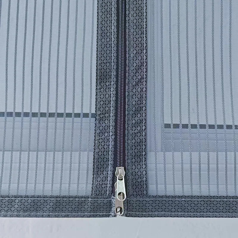 Anti cat scratch diamond mesh